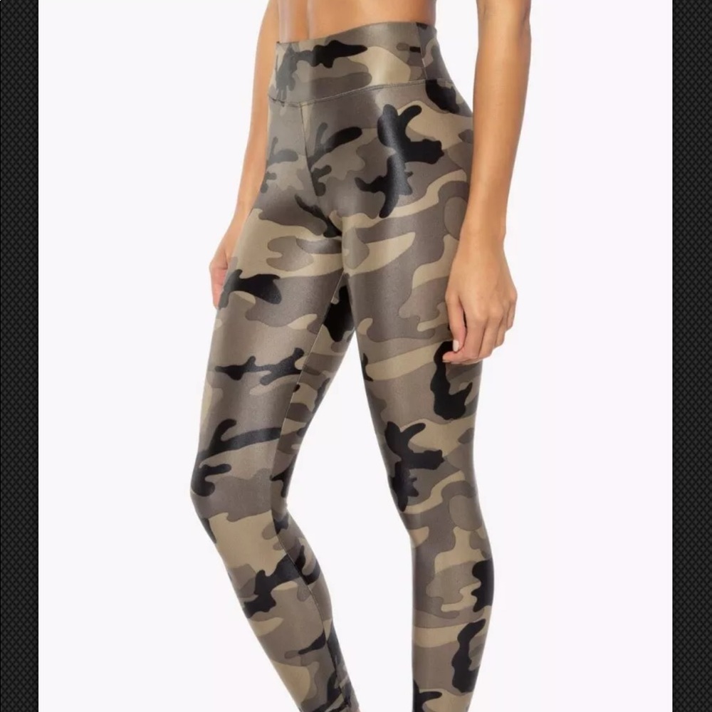 KORA Lustrous legging camouflaged small